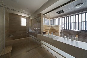 81平现代简约卫生间效果图