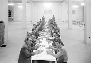 墨西哥340平方米老食堂效果图八