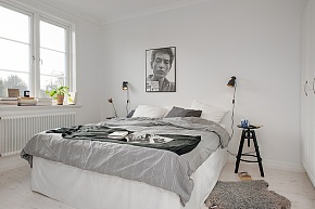 灰白设计的卧室