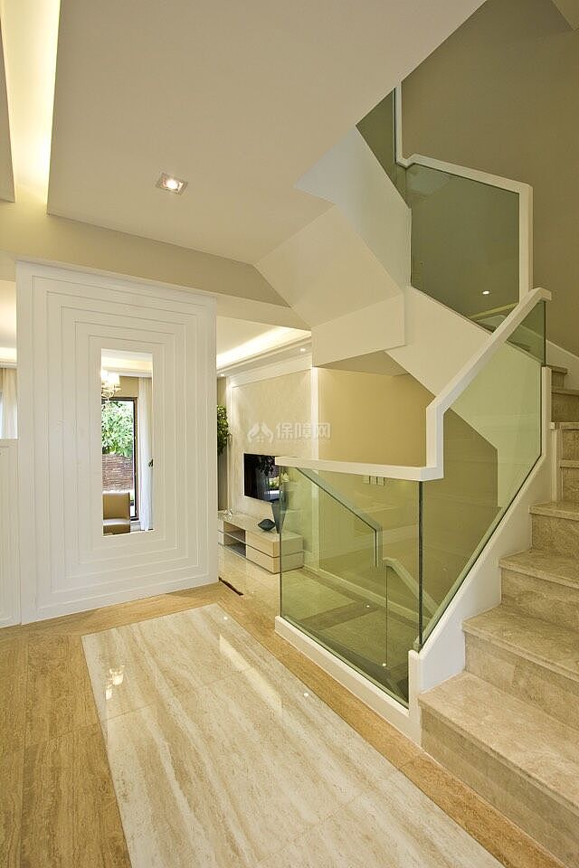 125平复式现代简美风格装修—楼梯