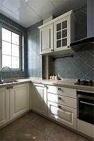 厨房-蓝色的马克砖，配上白色的柜子