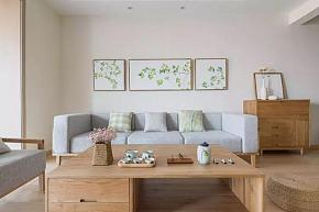 92㎡原木现代两居之沙发背景墙装饰画效果图