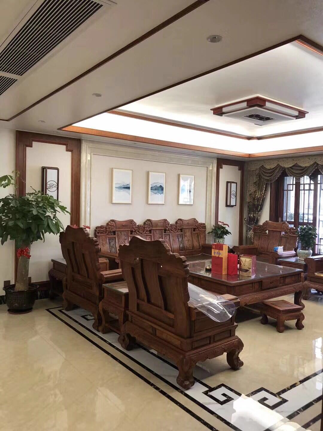 客厅