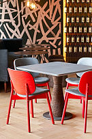斯泰伦博斯酿酒厂之桌椅布置效果图