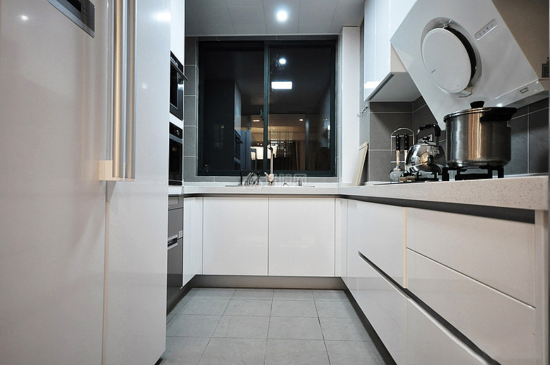 118㎡现代新中式3居之厨房整体效果图