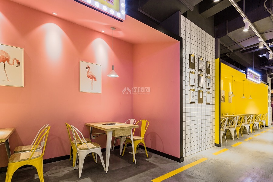 韓式風(fēng)火鍋店之墻面裝飾效果圖