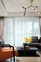 150平米现代简约三居之客厅窗帘装饰效果图