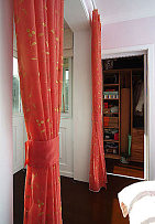 78平米舒适简约两居之次室窗帘装饰效果图