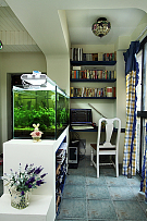 89平米简约地中两居之书房鱼缸布置效果图