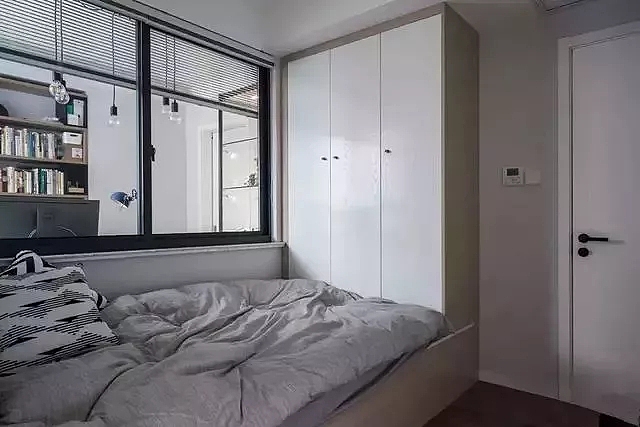 次卧