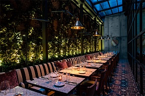 Moxy Chelsea hotel餐廳植物墻設(shè)計(jì)效果圖