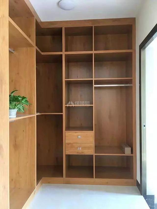 87平北歐復式臥室收納柜設(shè)計