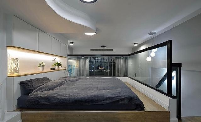 60平米简约时尚卧室地台床设计效果图