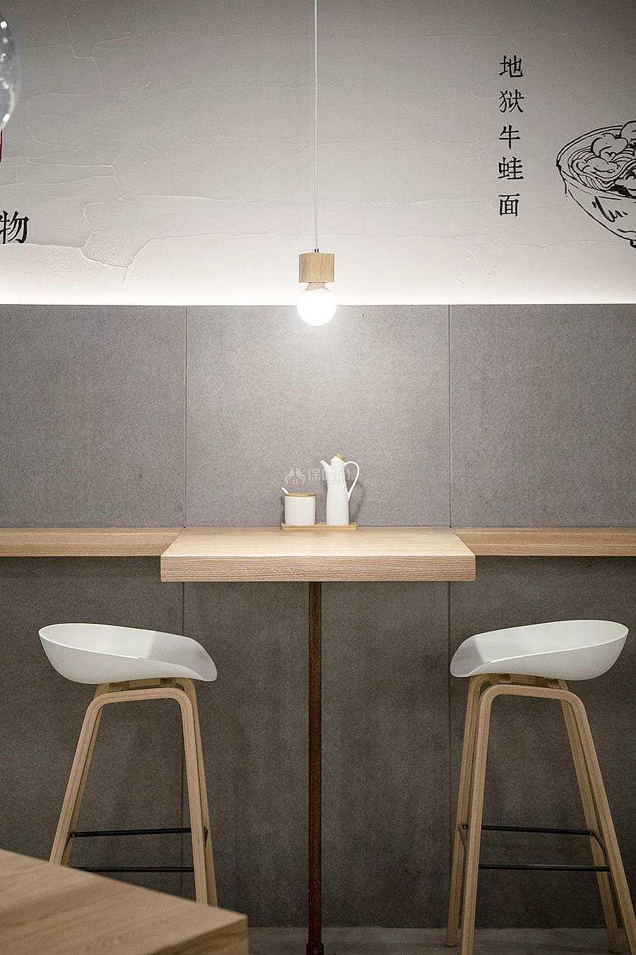 “干了這碗面”店之座位吊燈細(xì)節(jié)圖