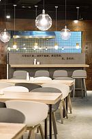 “干了這碗面”店之就餐區(qū)燈具裝飾效果圖