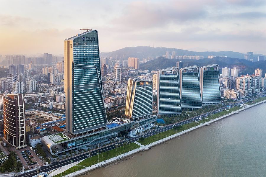 珠海仁恒洲際酒店之外觀裝修設(shè)計(jì)效果圖