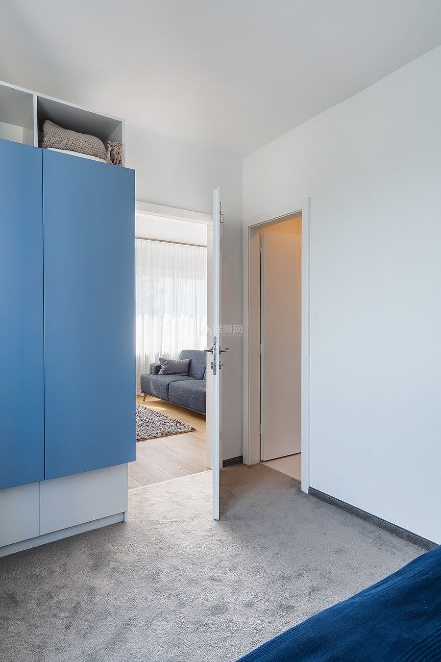 85㎡现代公寓之卧室门设计效果图