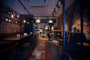 街角烤肉串咖啡馆之室内空间装修效果图