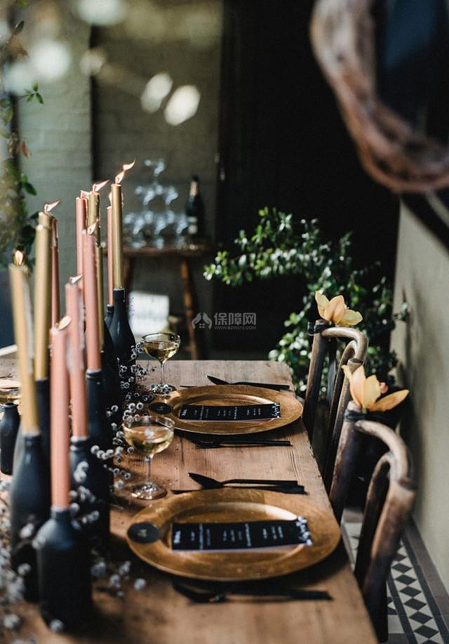 适合任何场合的家庭餐桌布置
