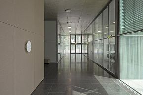 Media辦公樓走廊