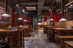 彝山妹火盆烤肉一樓空間概覽圖