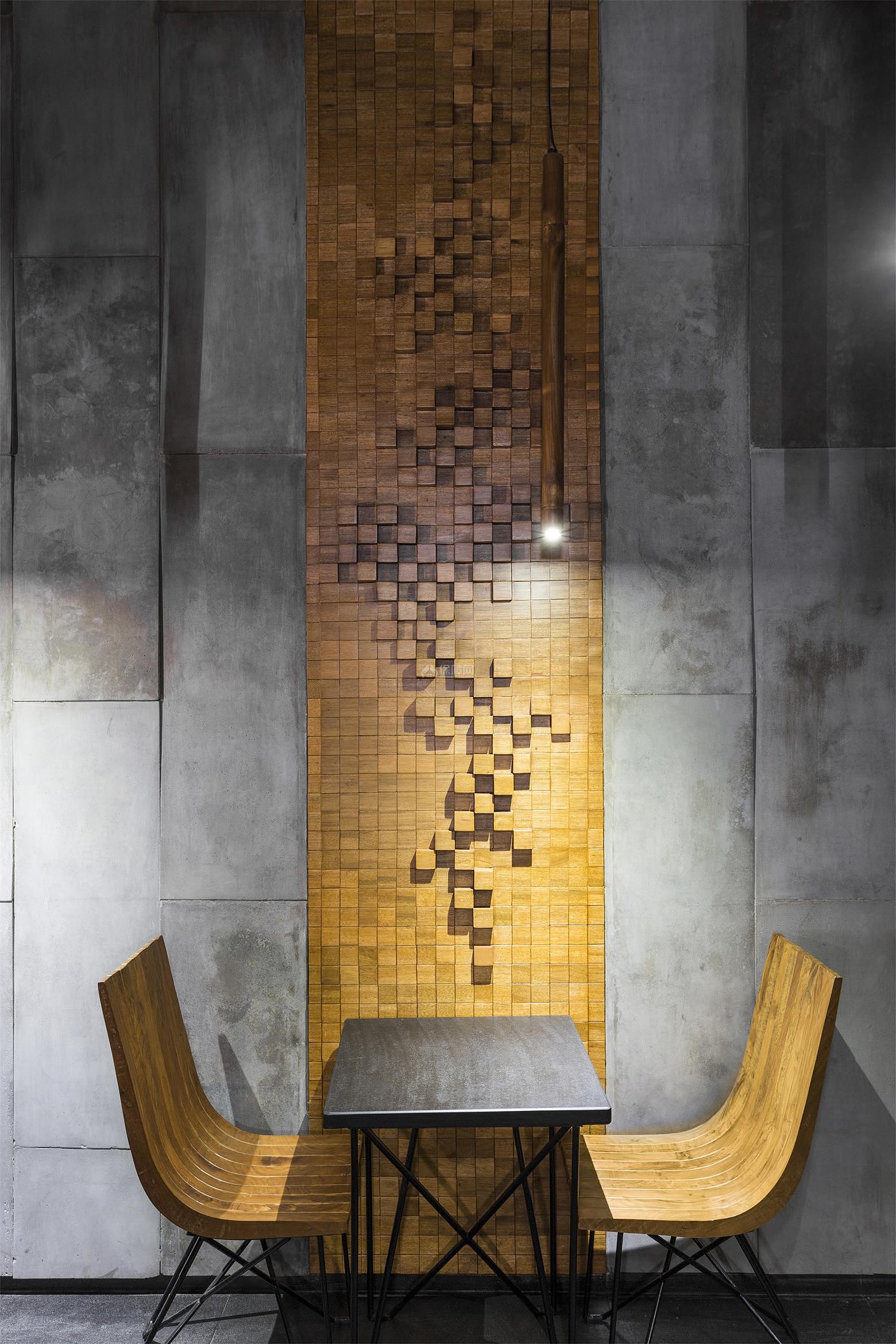 Aja餐厅墙面原木造型设计效果图