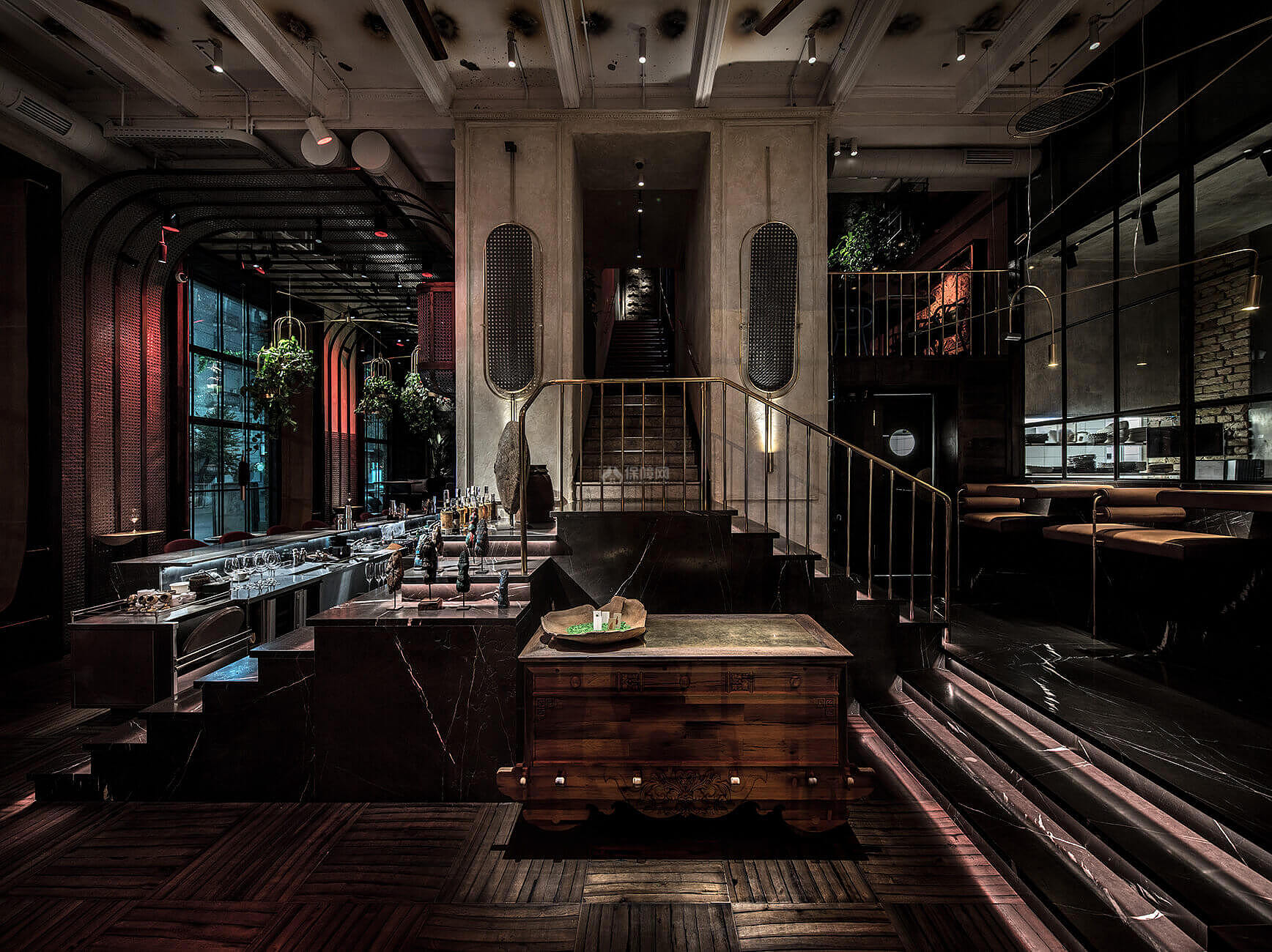 现代越南菜餐厅楼梯设计效果图