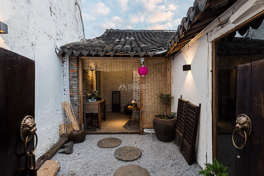 同里來(lái)民宿酒店進(jìn)門(mén)院落設(shè)計(jì)效果圖