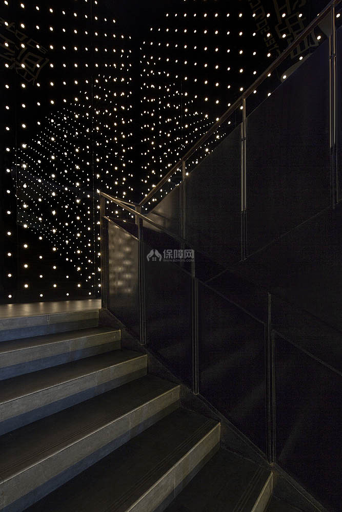 深圳自由空间KTV楼梯灯光设计效果图