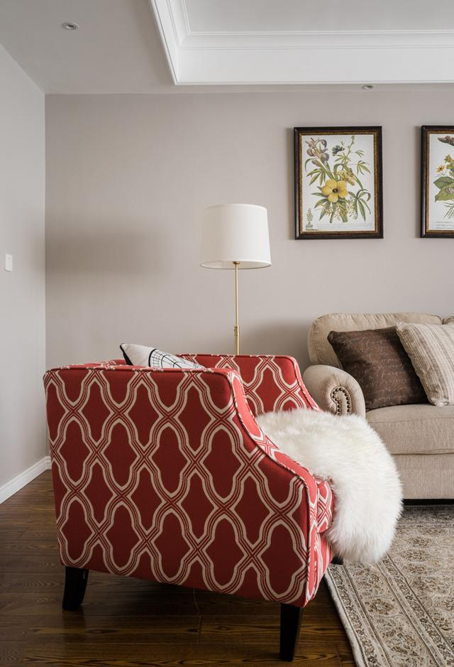 美式三室装修效果图 奶咖色的墙漆好治愈呀