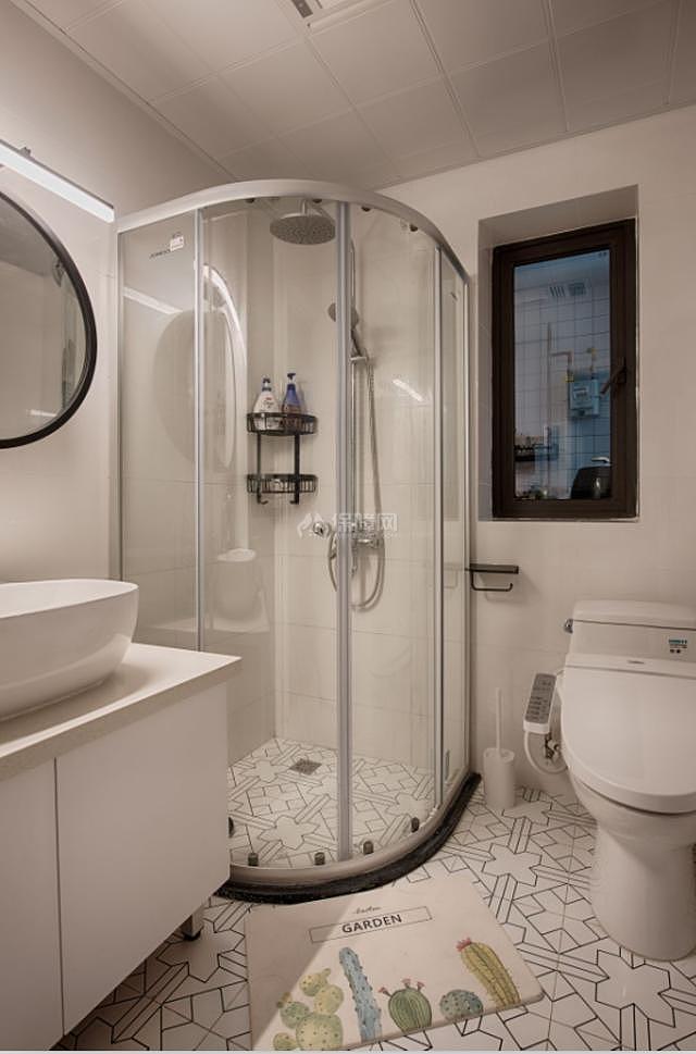 76方现代风浴室干湿分离设计效果图
