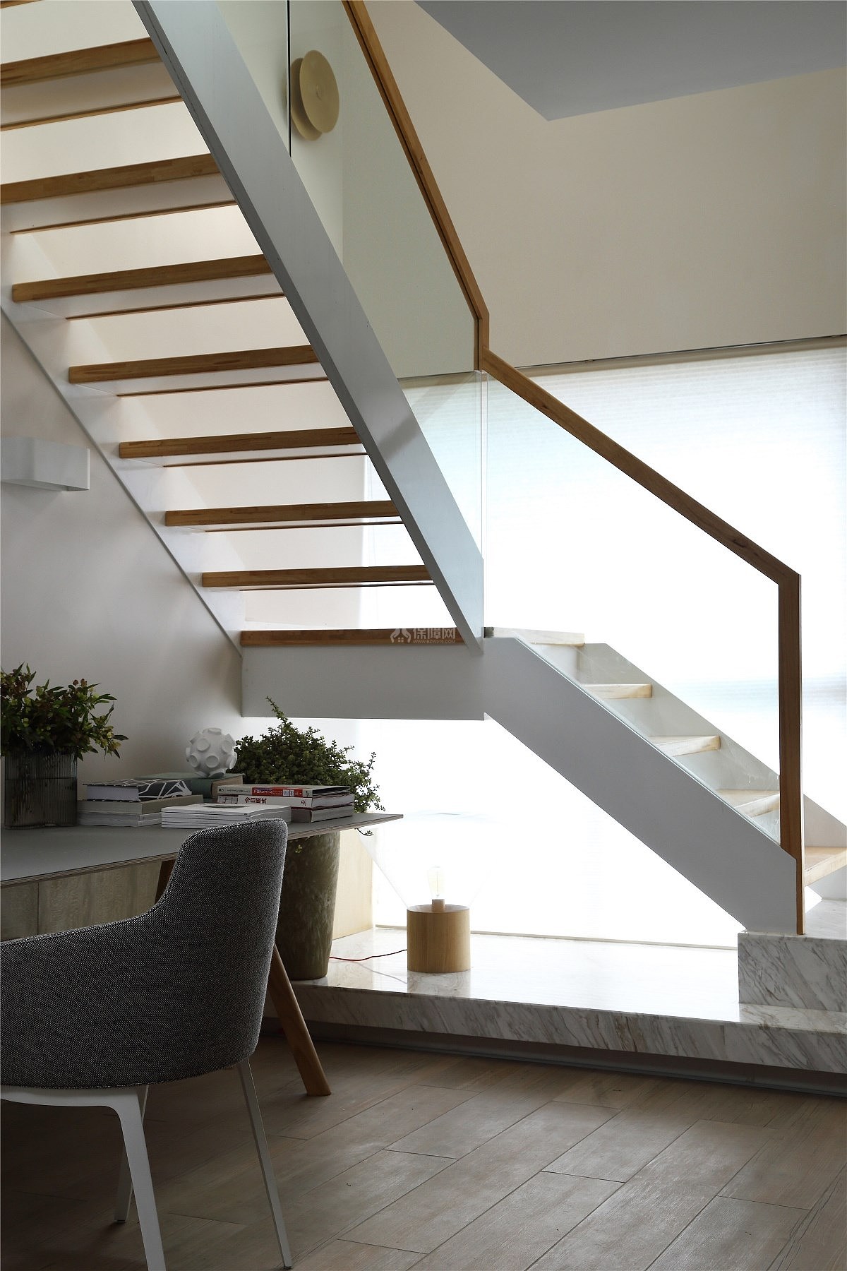 loft风格楼梯装修效果图 – 设计本装修效果图