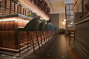 Deak St. Kitchen餐廳吧臺(tái)裝潢設(shè)計(jì)