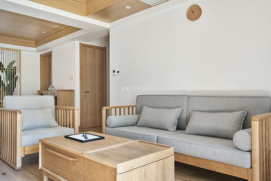 130平方日式客厅沙发布置效果图
