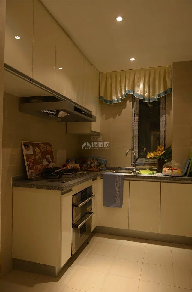 北欧风格厨房橱柜装修图片