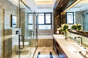 现代卫生间浴室镜水槽装饰图片