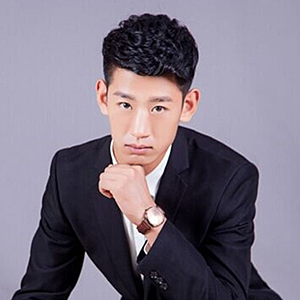 杨遥