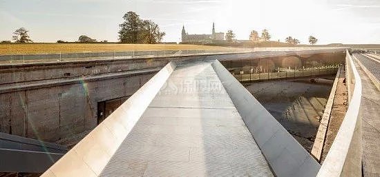 丹麦国家海事博物馆桥面设计