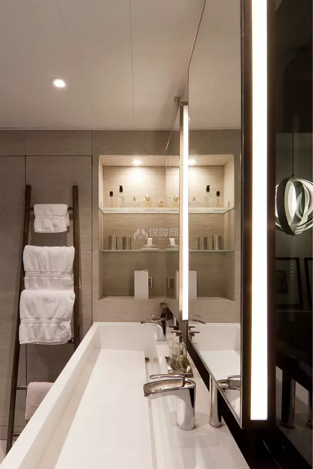 卫生间浴室镜装修效果图片