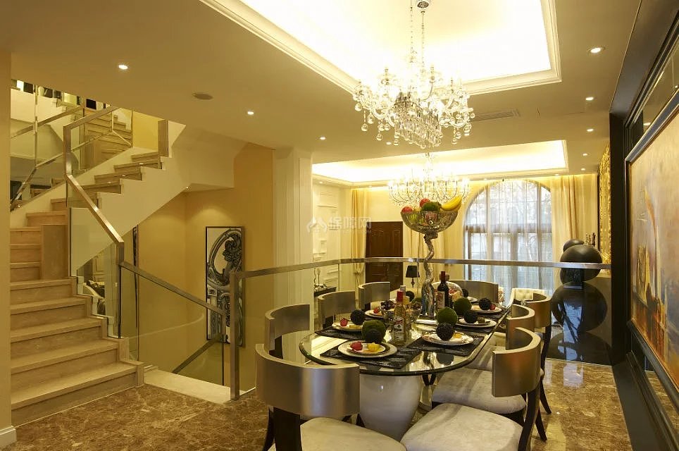 東南亞家裝餐廳吊頂設(shè)計(jì)圖