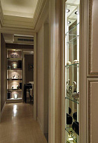 美式二居走廊展示柜装修设计图片
