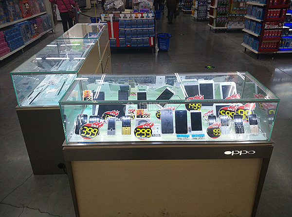 手机柜台的摆放