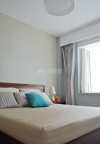 現(xiàn)代簡約風(fēng)格臥室床設(shè)計(jì)