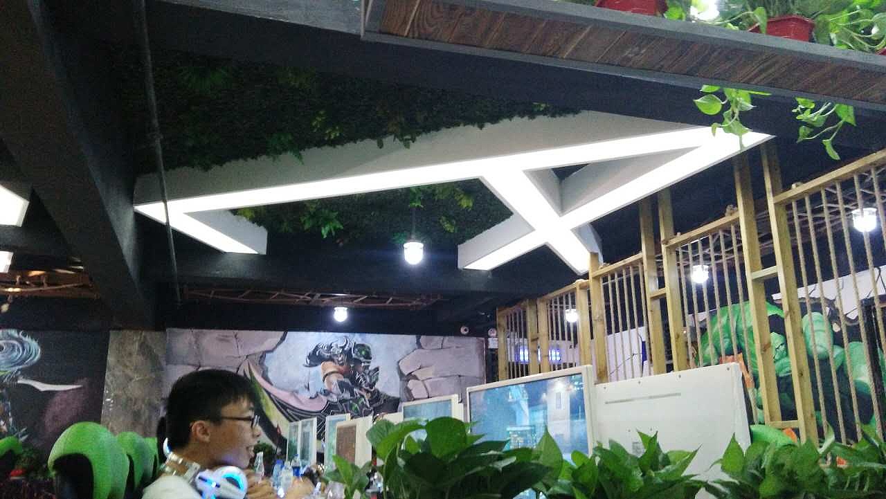 网吧