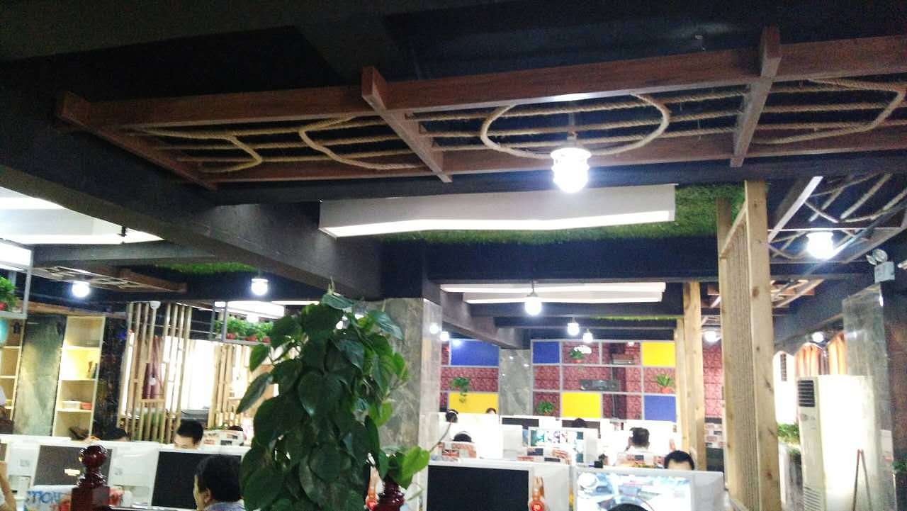 网吧