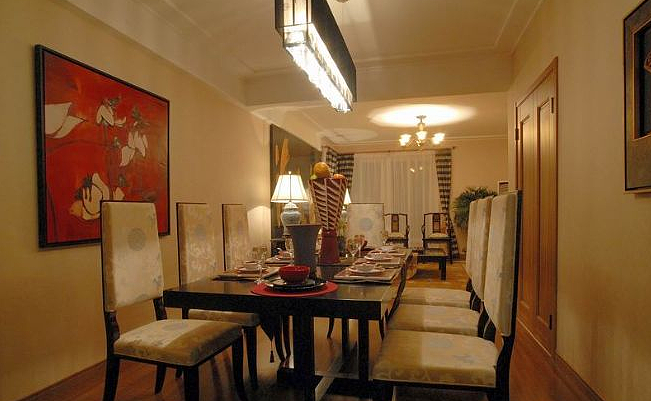 上海金地格林世界样板间餐厅吊顶