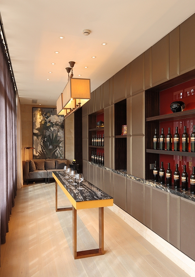 鸿州埃德瑞皇家园林酒店酒店空间沙发背景墙