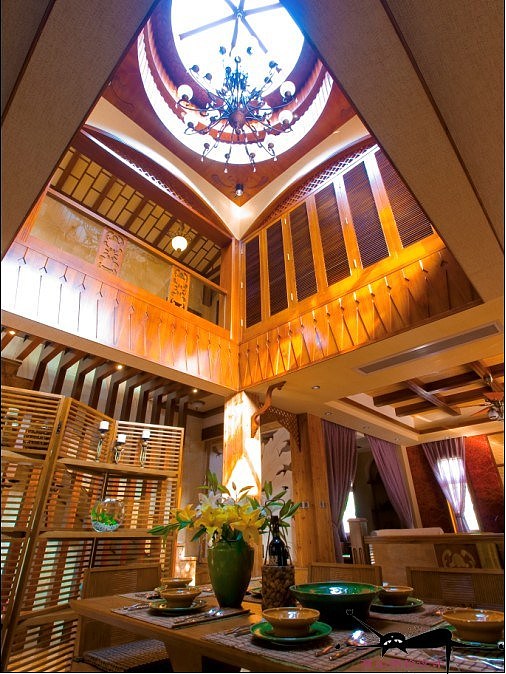 万科红郡餐厅阁楼