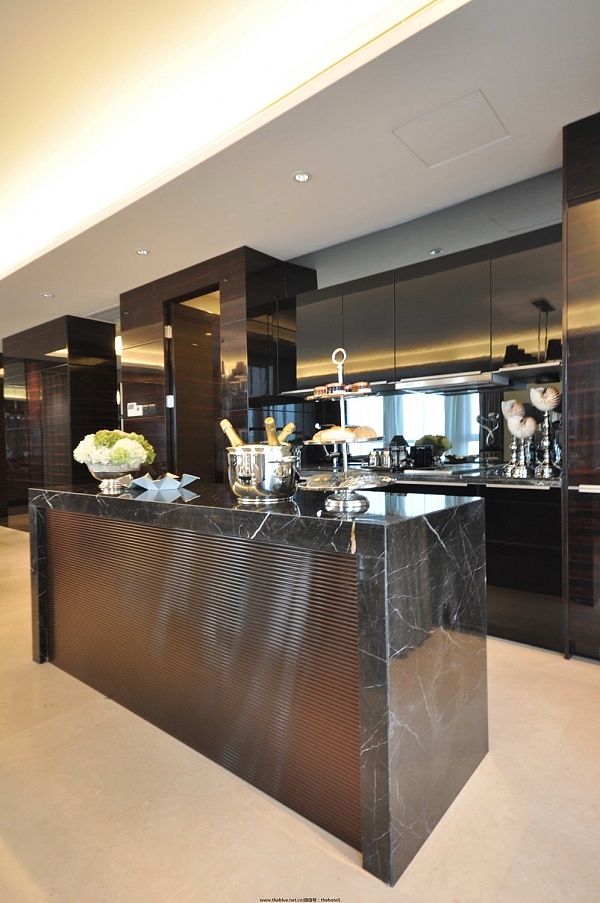 独具个性的现代风格吧台效果图