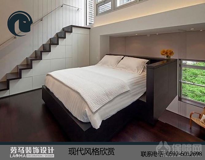 屋顶露台给平面布局规划带来难题，这里甚至无法妥善的